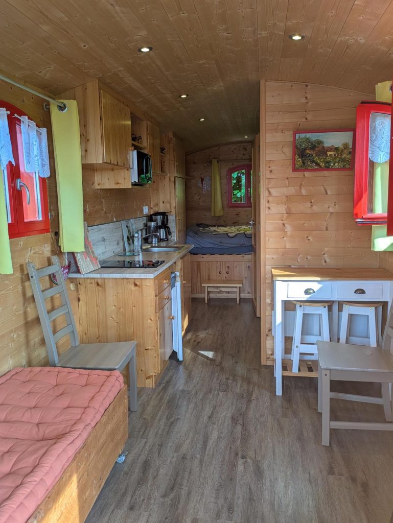 photo intérieur de la roulotte